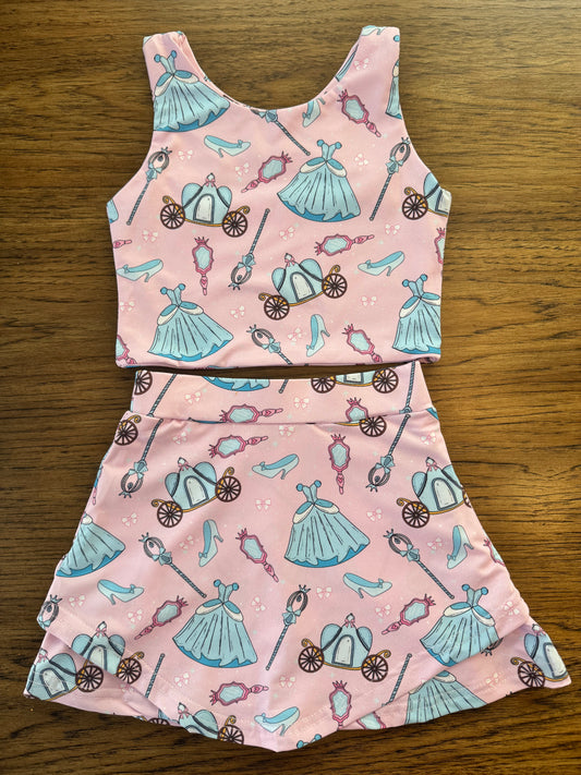 Carriage Ride Athletic Set